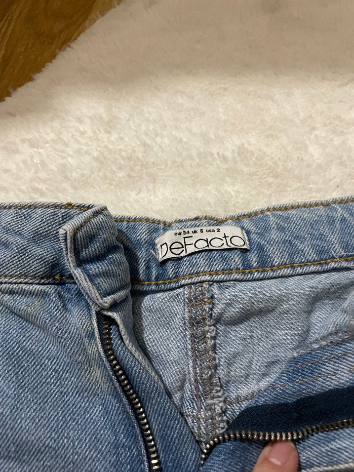 Kadın Gri Mavi Mini Denim Şort - Görsel 2