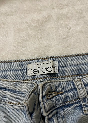 Gri Mavi Düğmeli Mini Denim Şort - Görsel 3