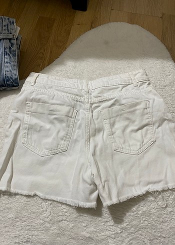 Beyaz Midi Kadın Kot Şort - Görsel 2