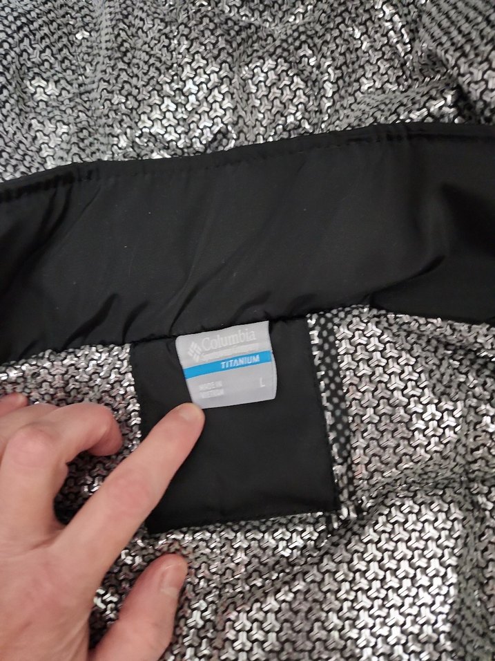 Columbia Siyah Kapüşonlu Erkek Mont L Barkodunu okutun ithal - Görsel 5