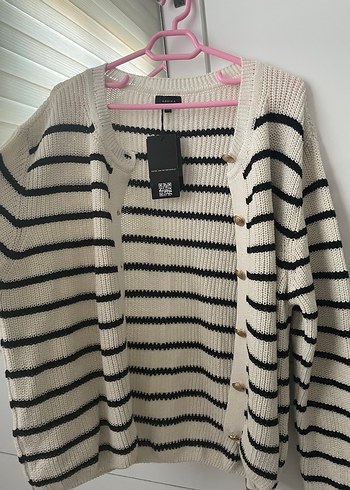 Bej Çizgili Triko Kadın Hırka - Görsel 2