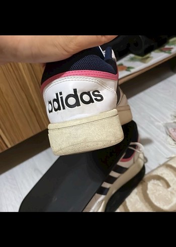 40 Beden beyaz Renk Beyaz Adidas Spor Ayakkabı