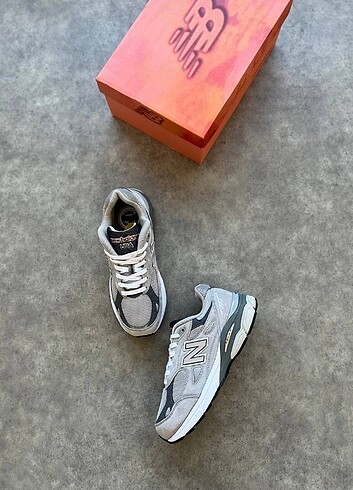 New Balance 990 v3 Grey