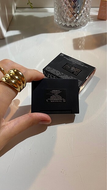 Beden Nars Laguna Bronzer