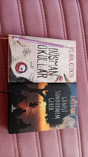 Dilara Keskin-Düşman okullar,Emre Gül-Güneşi söndürmem gerek