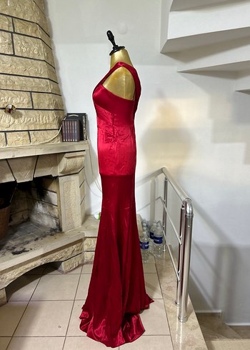 Uzun Parlak Bordo V Yaka Abiye Elbise - Görsel 2