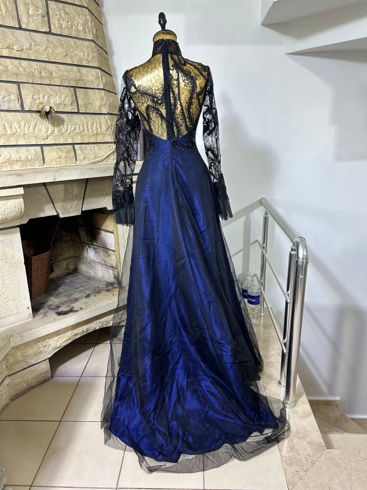 Lacivert Uzun Kollu Gotik Abiye Elbise - Görsel 3