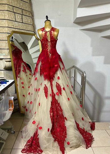 Kırmızı Nakışlı Dantel Uzun Abiye - Görsel 3