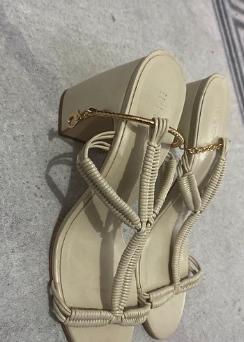 Bej Yılan Desenli Stiletto Topuklu Kadın Sandalet - Görsel 2