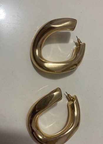 Minimalist Altın Renk Midi Küpe Seti - Görsel 2