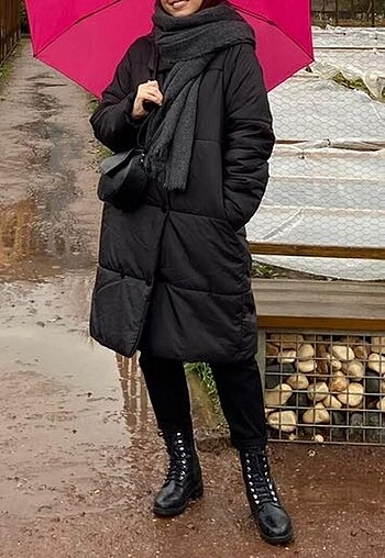 38 Beden siyah Renk Suud Collection Siyah Şişme Mont