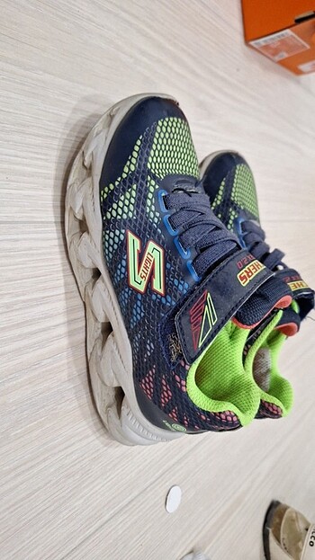 29 Beden Skechers