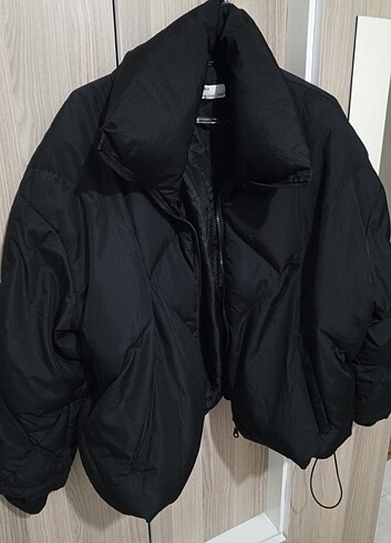 Bershka mont