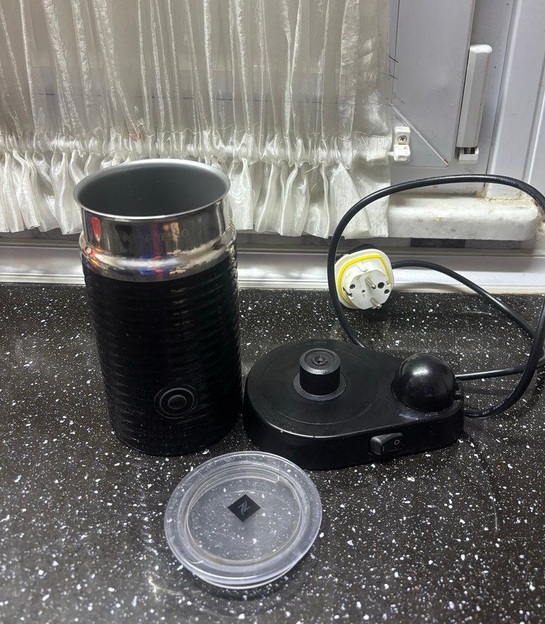 Siyah Nespresso Süt Köpürtücü - Görsel 4