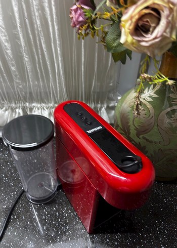 Koyu Kırmızı Kahve Makinesi - Görsel 2