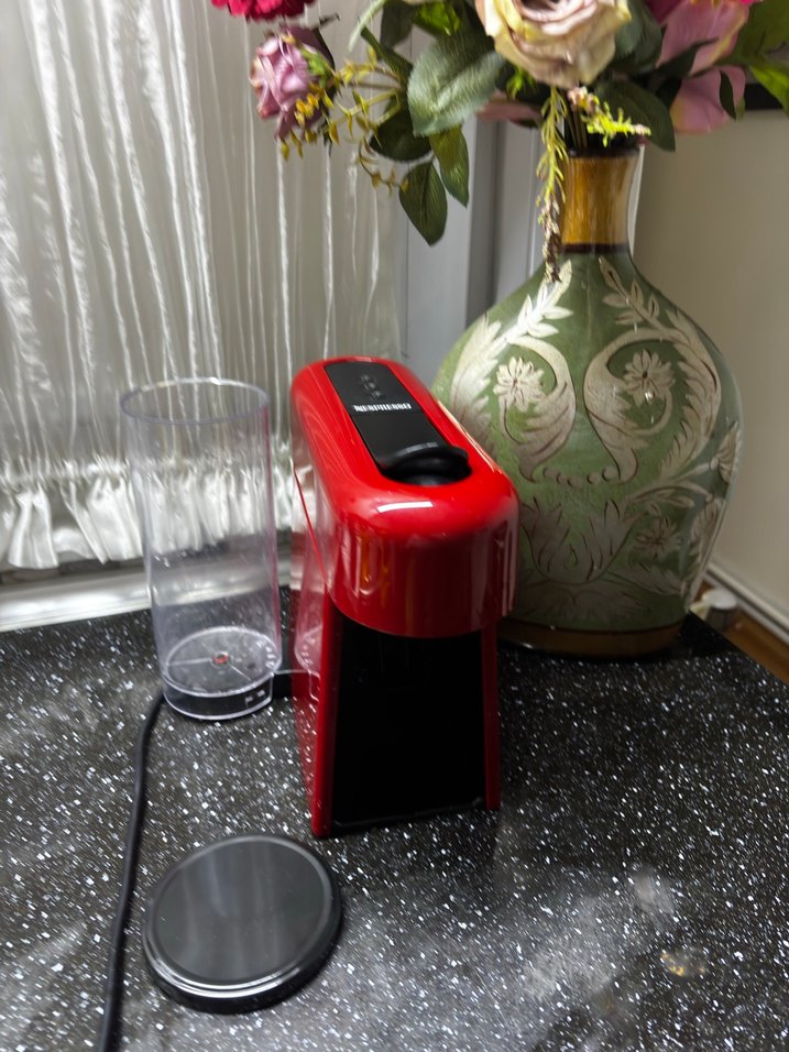 Koyu Kırmızı Kahve Makinesi - Görsel 5