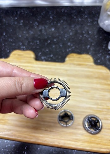 Nespresso süt köpürtücü aparat - Görsel 3