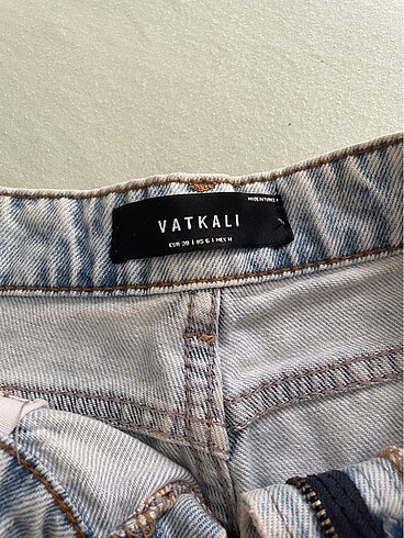 38 Beden bermuda denim