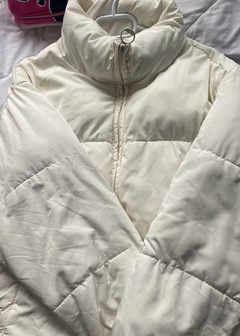 Kadın Beyaz Düğmeli Kış Montu - Görsel 2