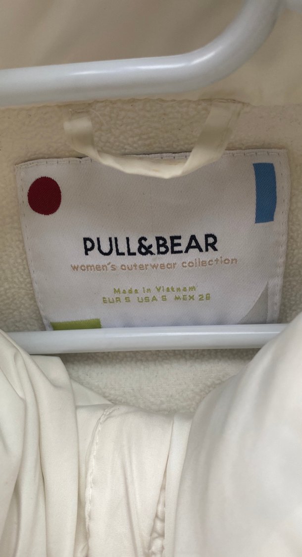 Kadın Beyaz Düğmeli Kış Montu - Görsel 4