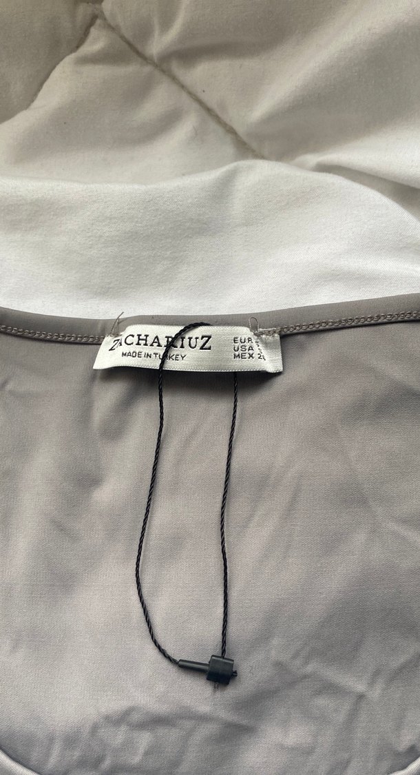 Gri V Yakalı Uzun Kollu Kadın Bluz - Görsel 3