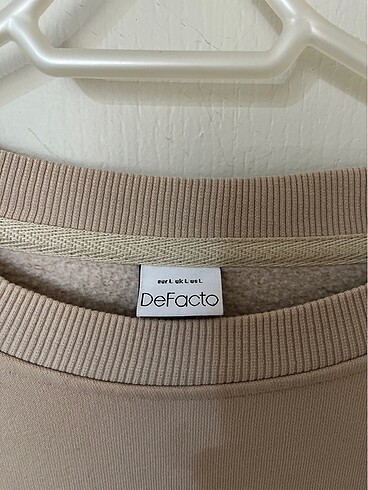 Defacto Sweatshirt