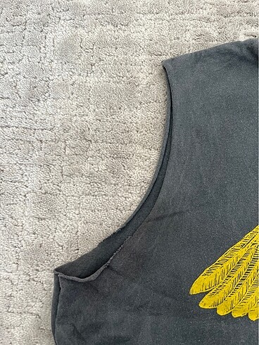 l Beden Kolsuz crop