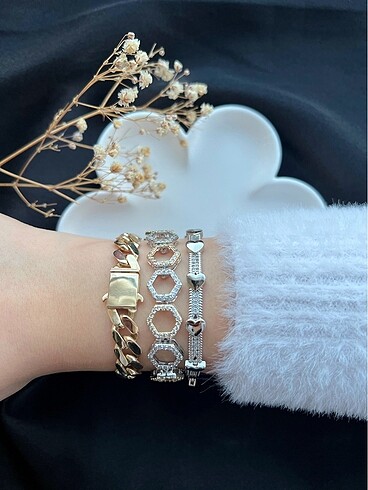 Beden altın Renk Zirkon Taşlı Gold&Silver Altıgen Bileklik | Ayarlanabilir