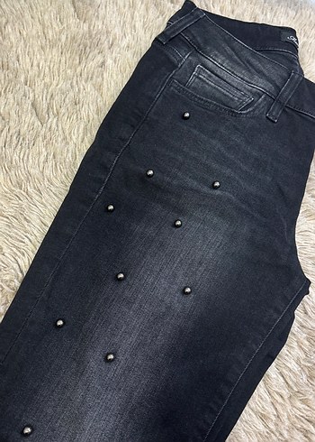 Boncuk Detaylı Siyah Denim Mavi Jeans - Görsel 2