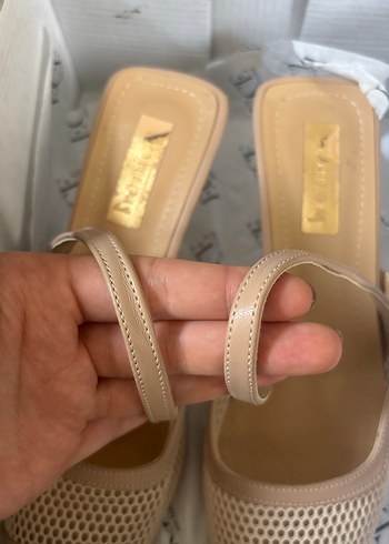 Kısa topuk ayakkabı - Görsel 7