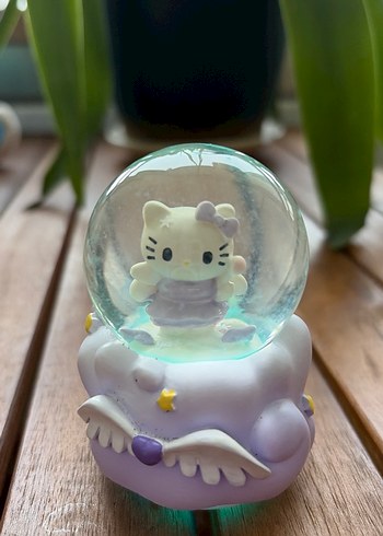 Hello kitty ışıklı kar küresi - Görsel 3