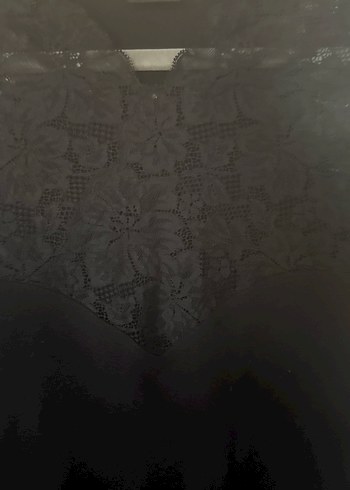 İTALYAN Siyah Dantelli V Yakalı Midi Gece Yünlü Üst - Görsel 4