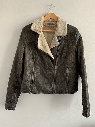 Stradivarius mont