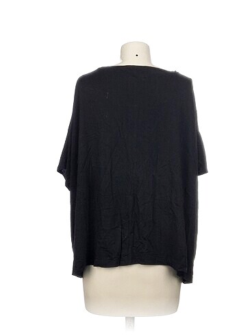 m Beden Asymmetry T-shirt %70 İndirimli.