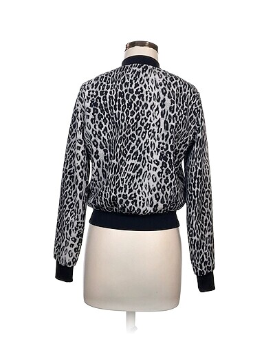 38 Beden Batik Bomber %70 İndirimli.