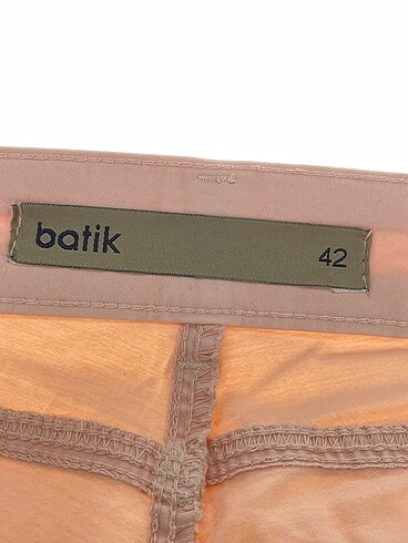42 Beden pembe Renk Batik Jean / Kot %70 İndirimli.