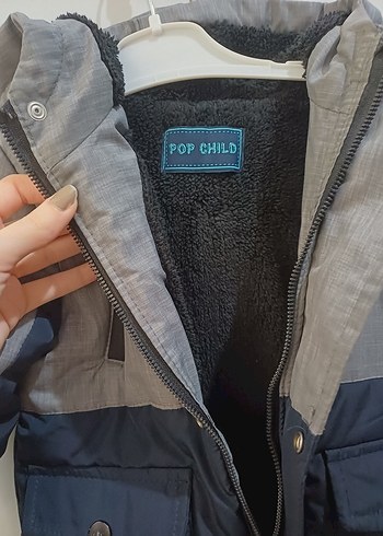 Gri Kapüşonlu Erkek Çocuk Mont - Görsel 3