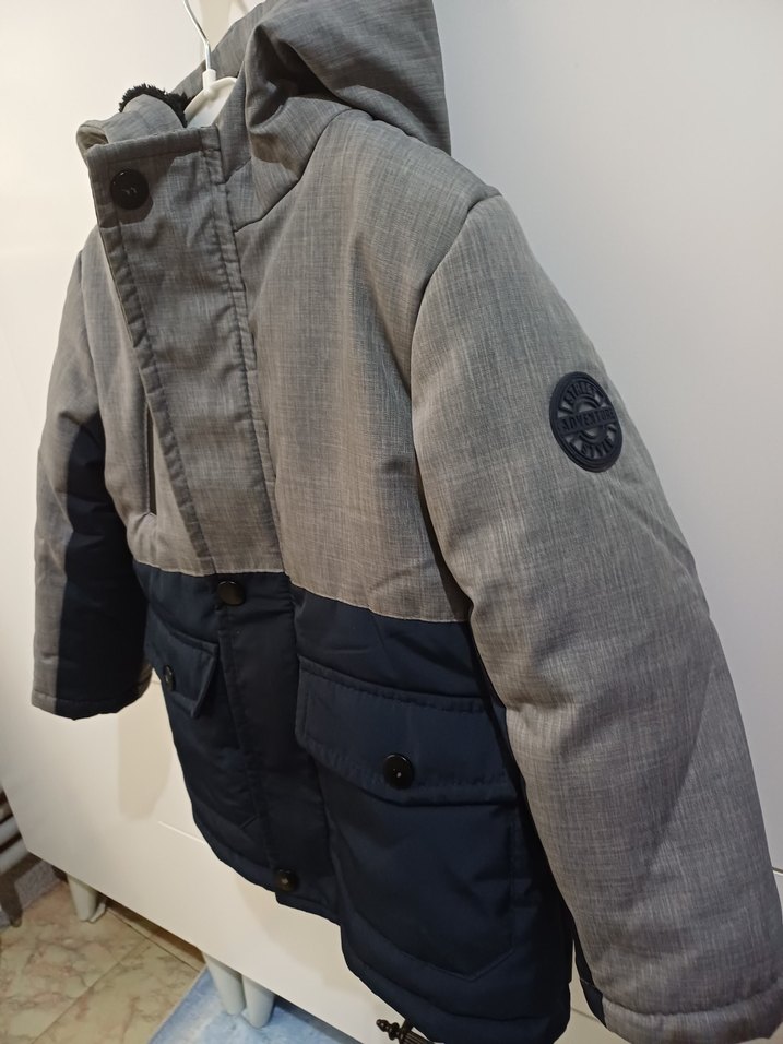 Gri Kapüşonlu Erkek Çocuk Mont - Görsel 2