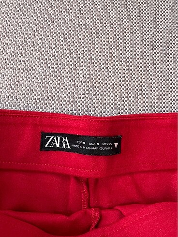 Zara Zara Kırmızı Şort Etek