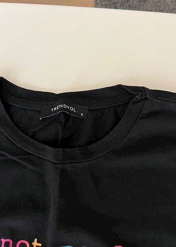 Trendyol Milla Siyah Baskılı Yazılı Kadın Tişört - Görsel 2