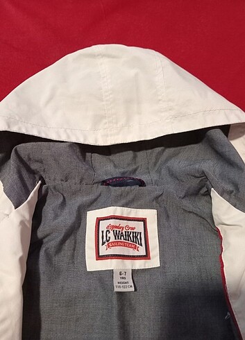 LCW 6,7 yaş kapişonlu yağmurluk ceket - Görsel 10