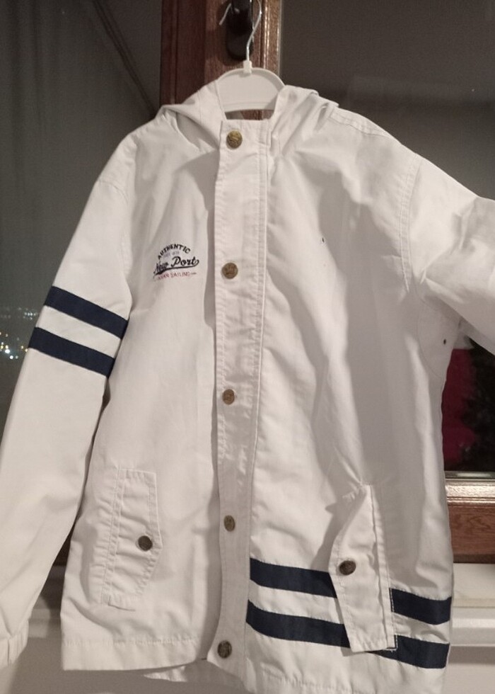 LCW 6,7 yaş kapişonlu yağmurluk ceket  - Görsel 4