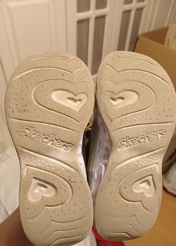 Skechers 27 numara, Işıklı Kalpli çok şık  Spor bot - Görsel 15