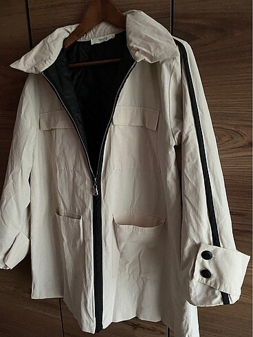 Zara Touche mont
