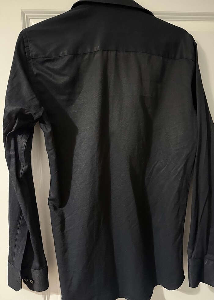 Siyah gömlek - Görsel 5