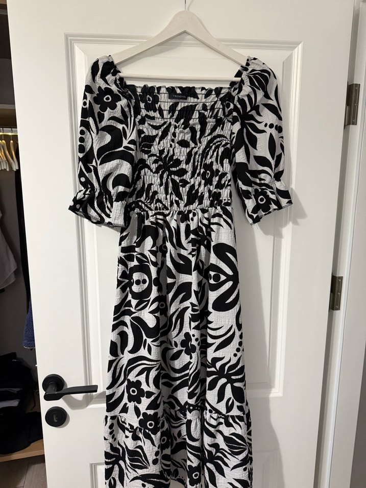 Siyah Beyaz Desenli Uzun Bohem Elbise - Görsel 2