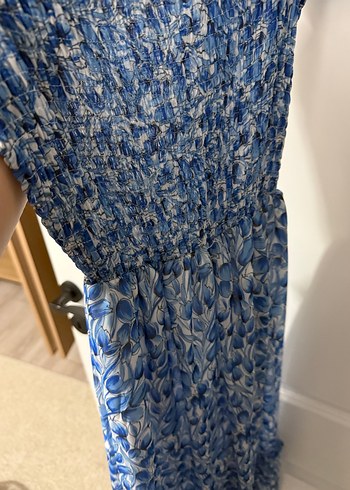 Çiçekli mavi elbise - Görsel 6