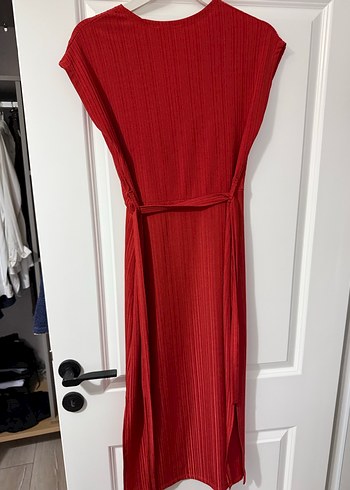 Kırmızı Pilili Uzun Kadın Elbise - Görsel 5