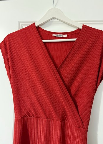 Kırmızı Pilili Uzun Kadın Elbise - Görsel 3