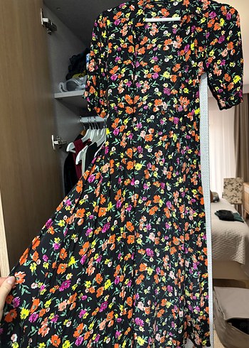 Çiçek Desenli V Yaka Uzun Elbise - Görsel 2